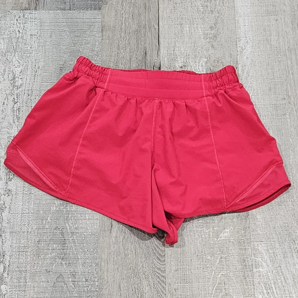 Lululemon Athetica Red Hotty Hot Hi RISE  Shorts Dark Red